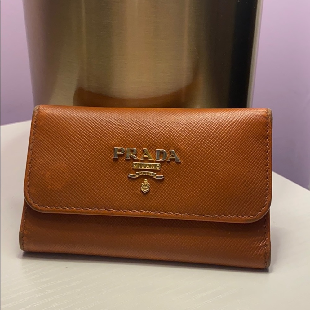 AUTHENTIC Prada 5 Key Ring Holder